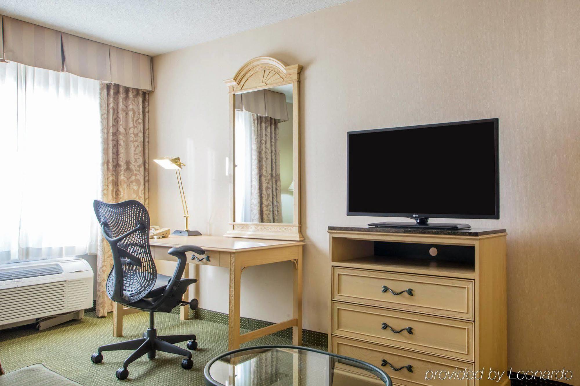La Quinta Inn & Suites By Wyndham Саут-Холланд Экстерьер фото