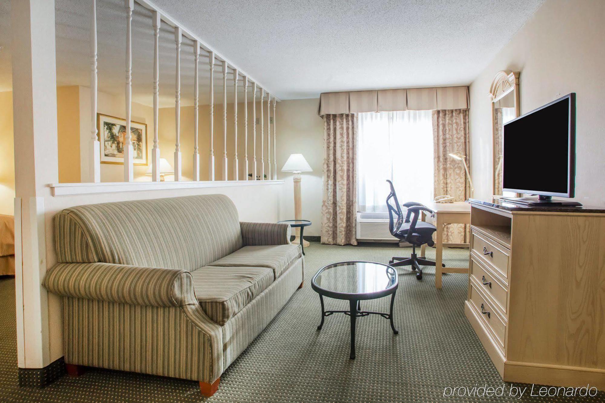 La Quinta Inn & Suites By Wyndham Саут-Холланд Экстерьер фото
